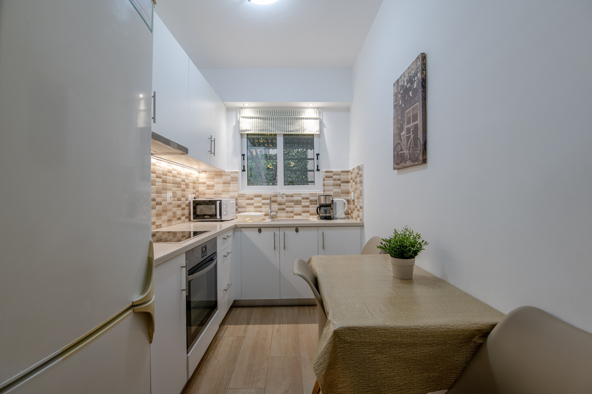 Fully equipped kitchen