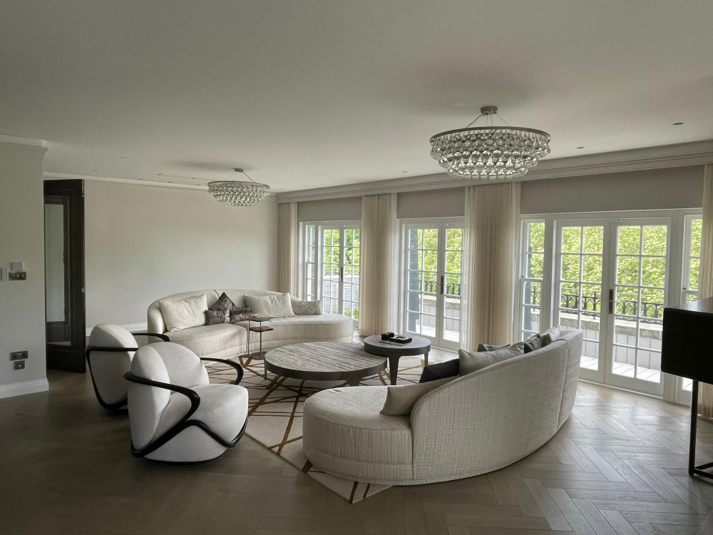 Modern London Apartment with Balcony preview