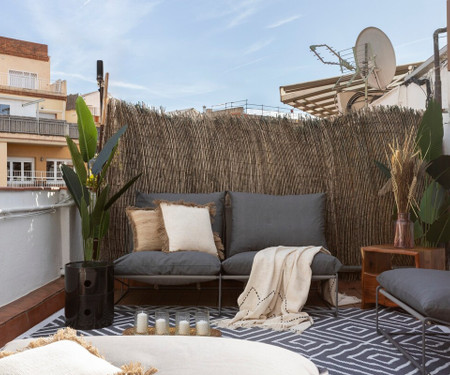 Penthouse in Renovated Floor