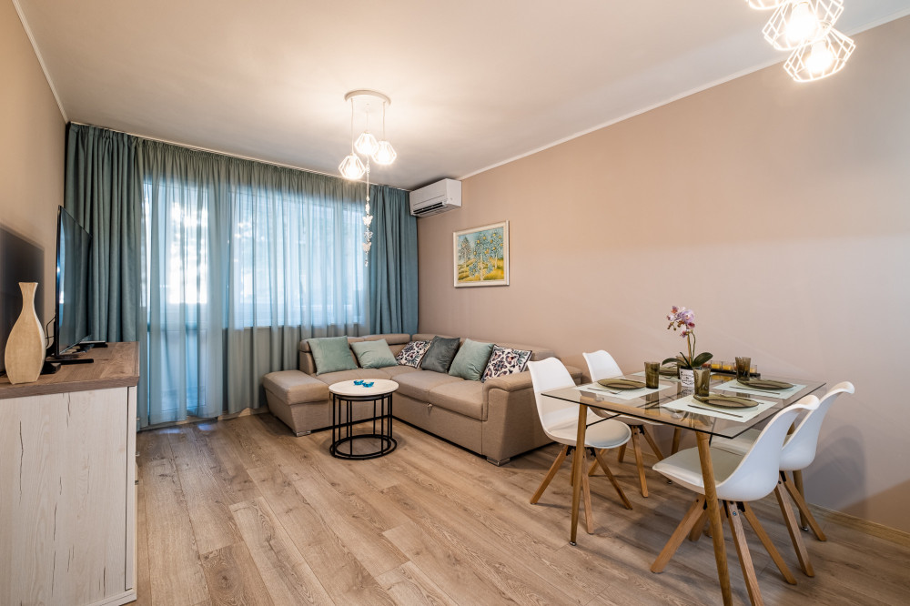 Aquamarine apartment preview