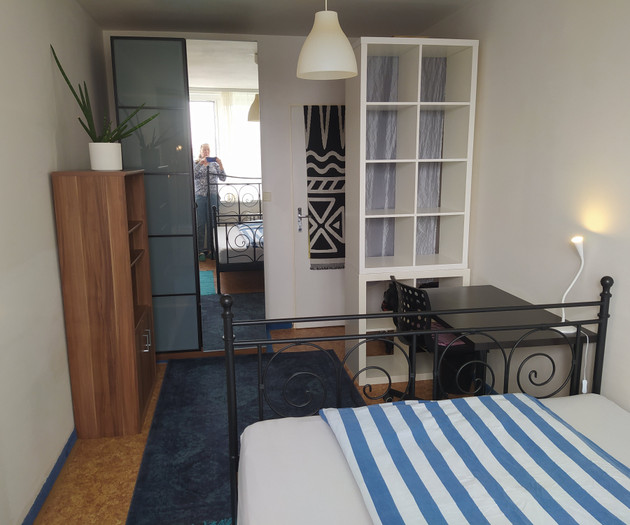 Blue room in Prague 5