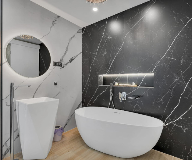 Penthouse Soll 100m from sea