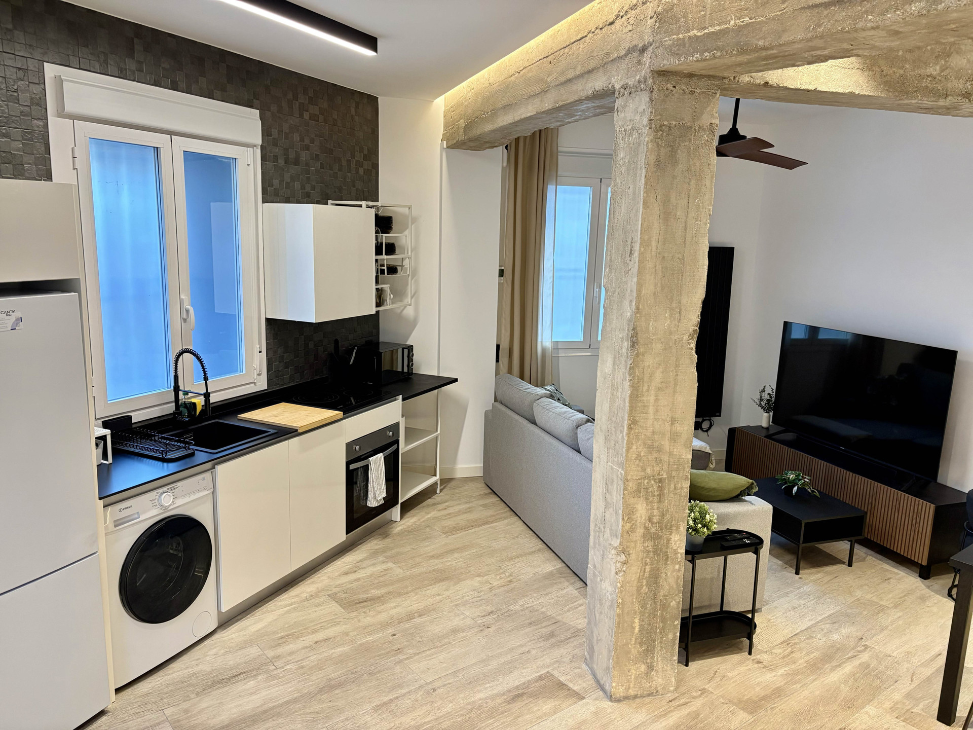 Kitchen and living room layout