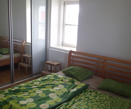 Furnished 2-Bedroom House +Garden/14 min to Centre