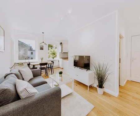 Beautiful two-bedroom apartment in Spandau