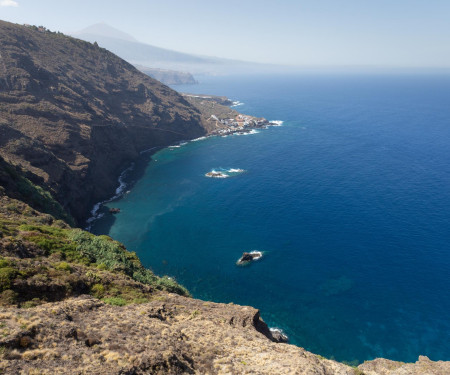 The Cliff: ocean view