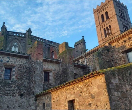 The Blue House of the Costa Brava Lenis attic