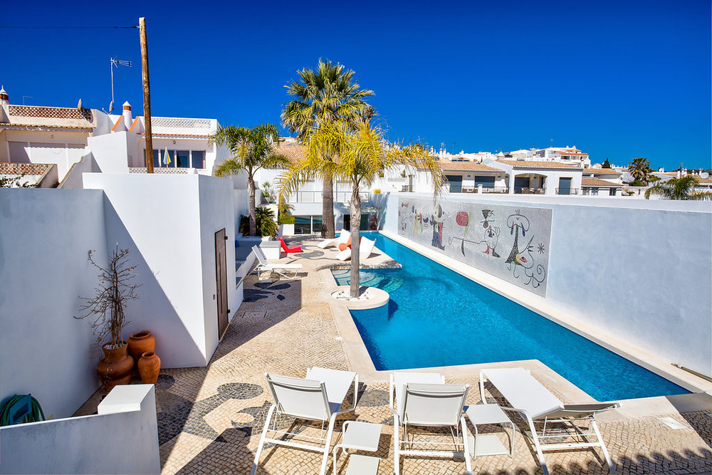 Beachfront Villa in the heart of Praia da Luz preview