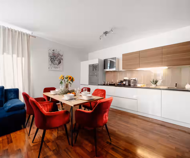 COZY&DELUX Family apartment 3 min from Metro