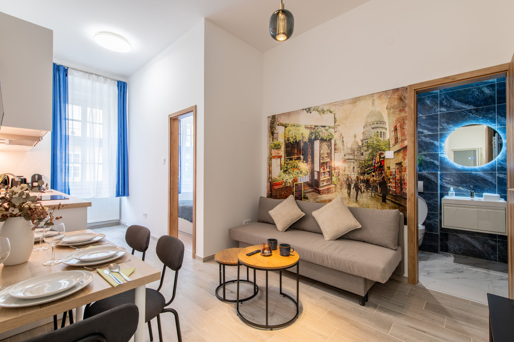 Stylish Apartment for Couples near Deák Ferenc tér preview