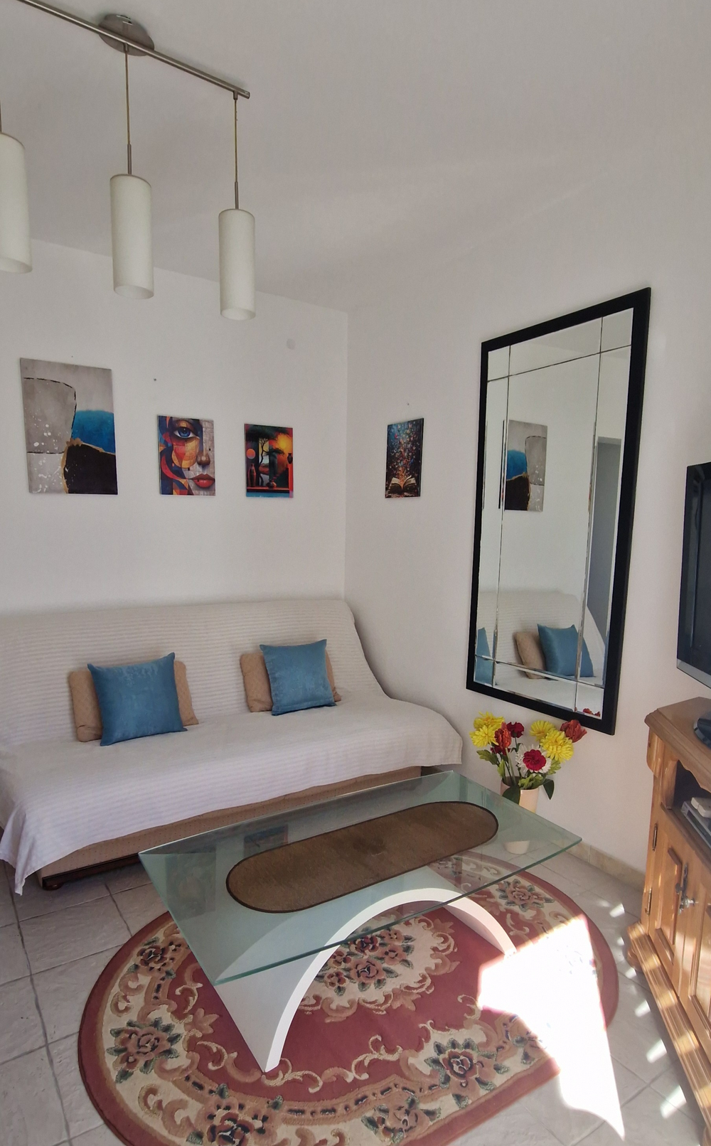 Cute studio with garden, by the sea preview