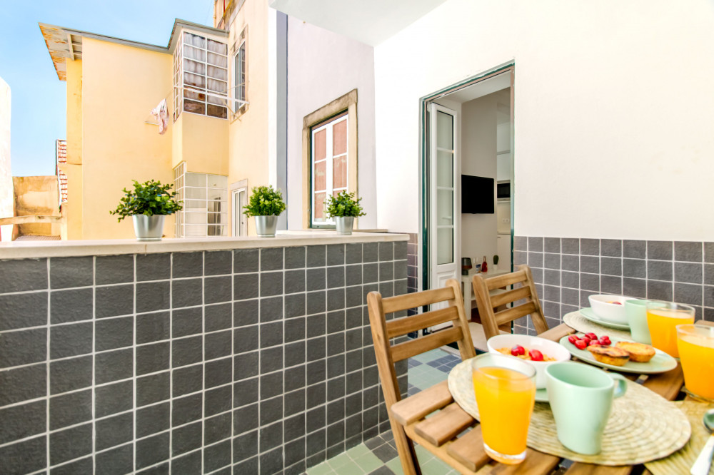 Olarias Terrace Lisbon III preview