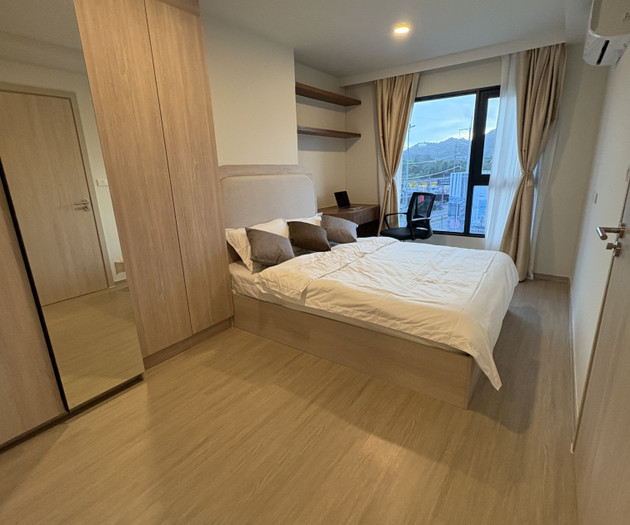 Modern Brand New 2 Bedrooms Condo at quiet corner