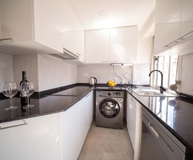 Comfortable and Bright Home Near Queluz Palace