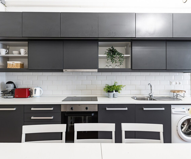 Extensive For Downtown Lovers!