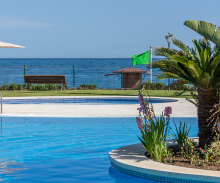 Beachfront flat in Mi Capricho. Marbella