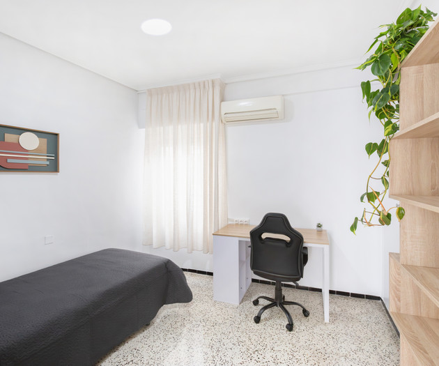 Habitación en Ático en el centro de Elche (3)