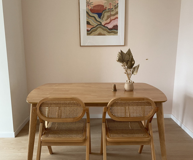 Bright Newly Renovated Flat near the Sea