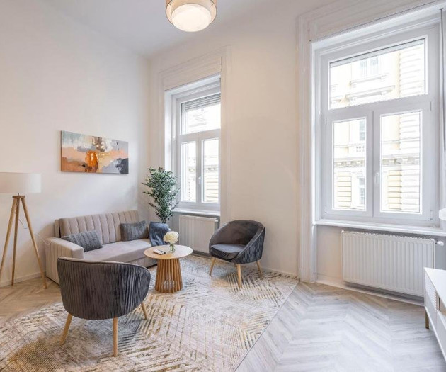Deluxe & Cozy Grand Residence in the Heart of BP