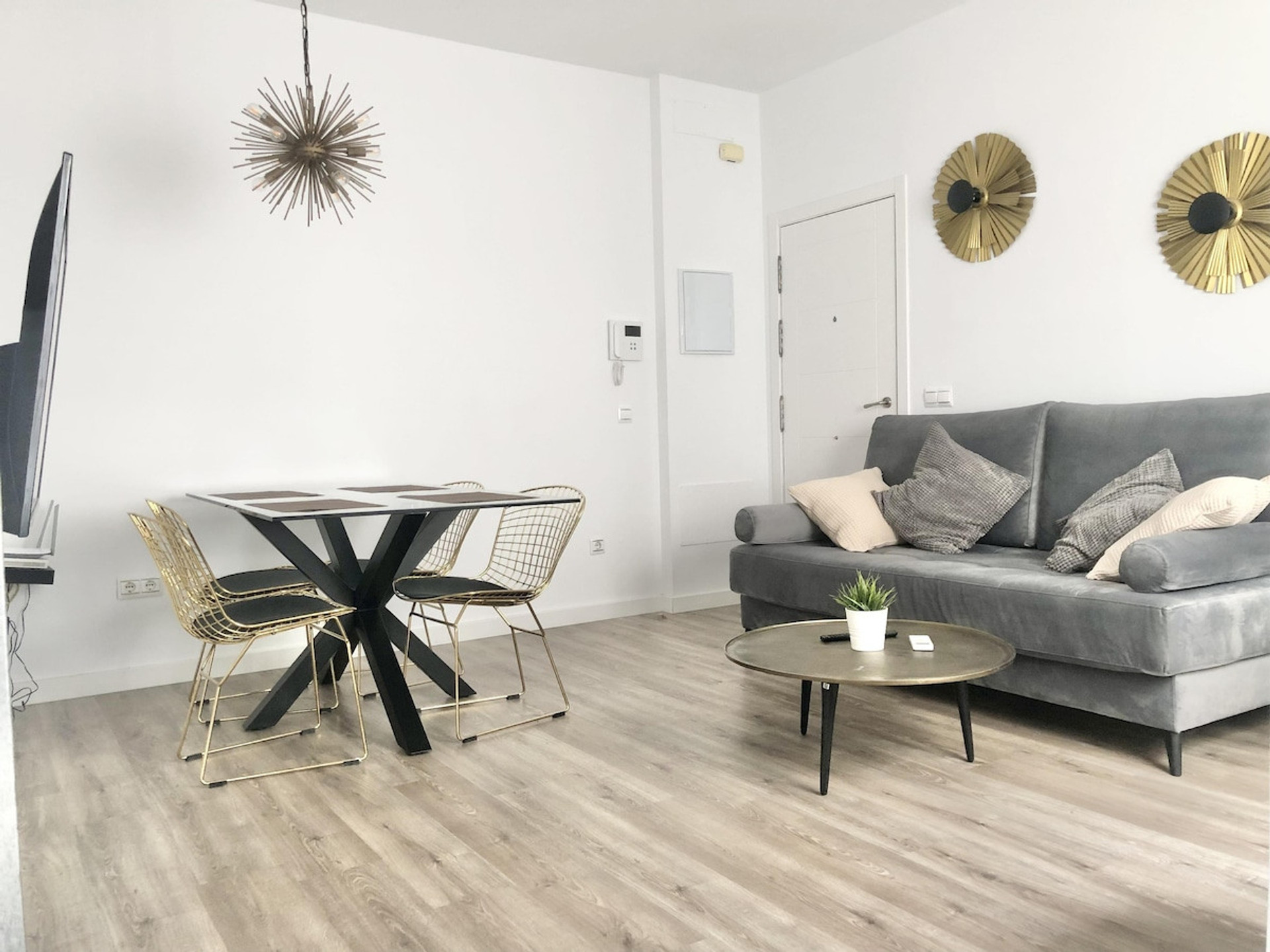 Lounge area