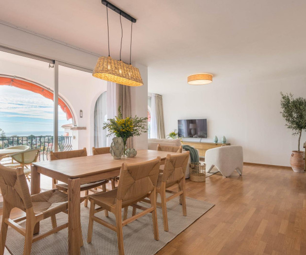 Beach view| Terrace | Pool | Workspace | HS WIFI
