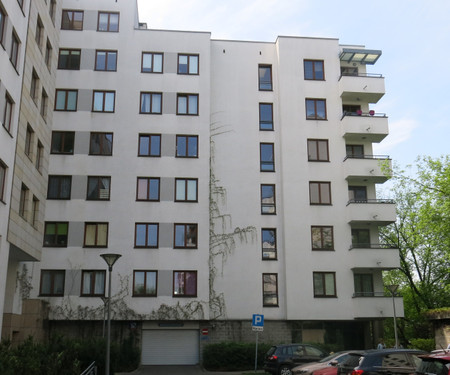 VITALIA APARTMENTS BOBROWIECKA - ROOMS FOR RENT