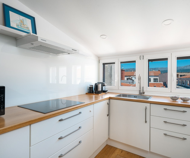“Stylish 2 BR Retreat on Split’s Seaside Riva“