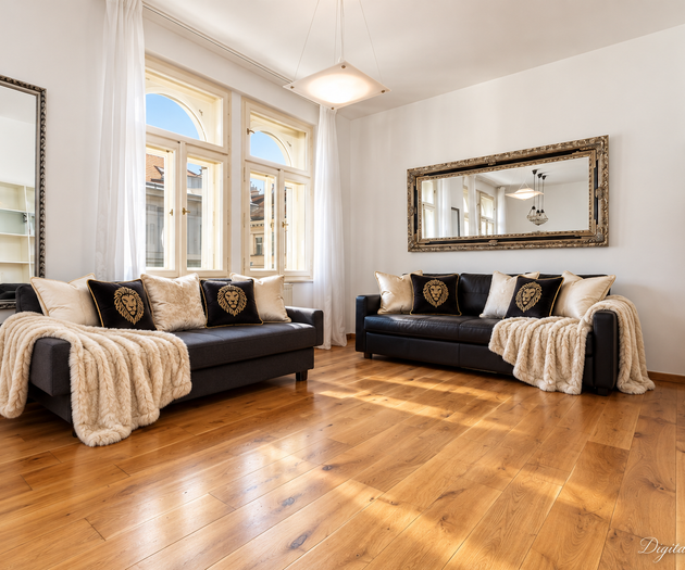 Golden Cat | Grand Luxury in Historic Prague