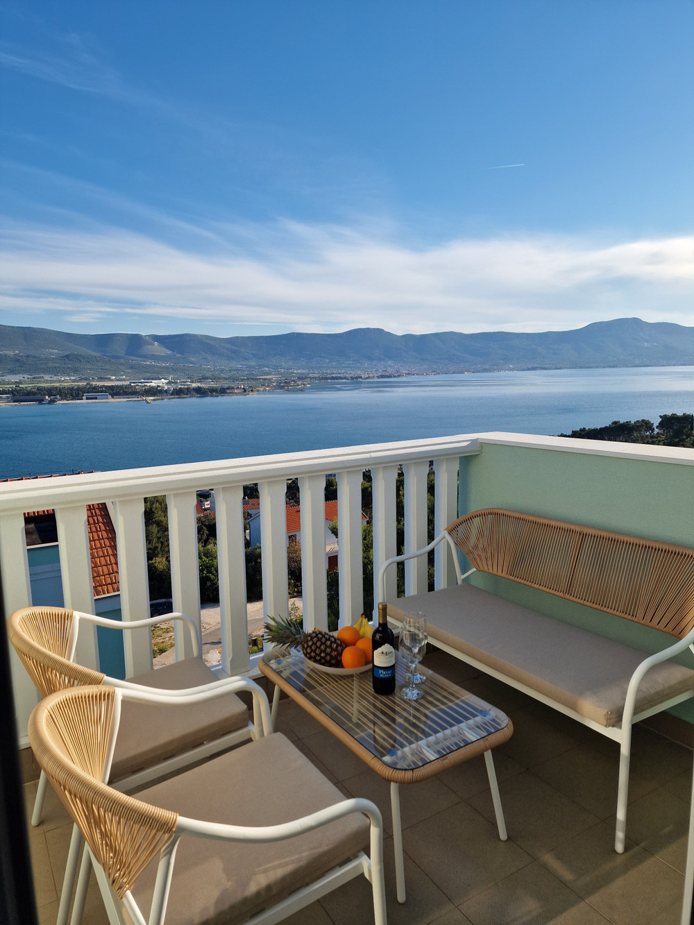 Compass Apartment Trogir, sea view, 4 min to beach preview