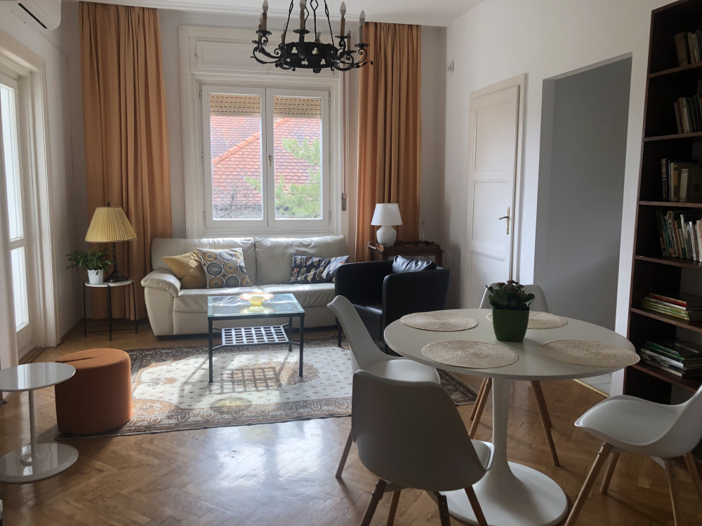 Nice 2 bdr  flat in Buda close to the city center