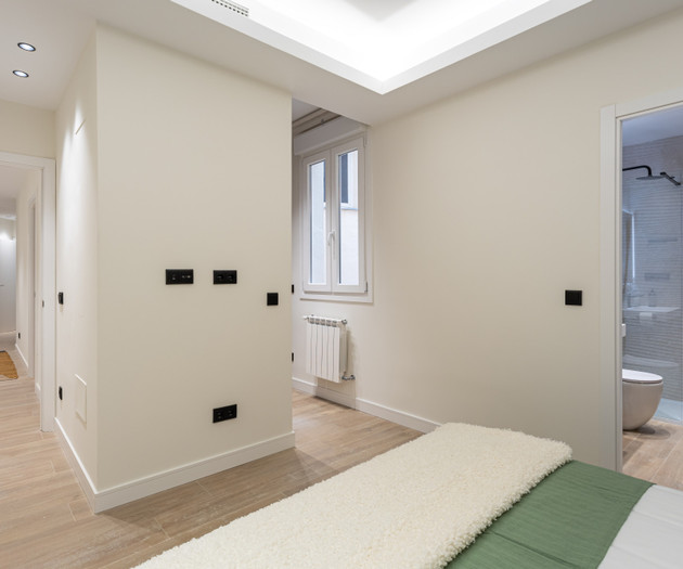 Your Dream Home: 2 Bedrooms in Barrio Salamanca