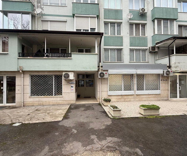 Bright 1BR Apartment with 600 Mbps Fiber & A/C | 2