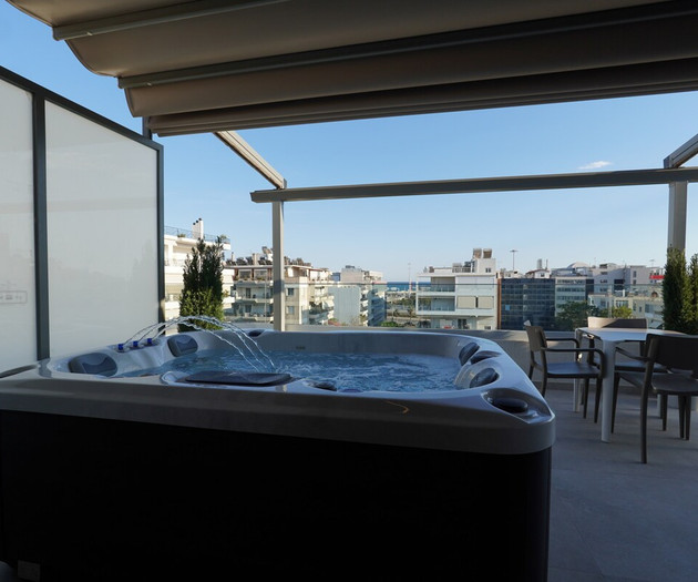 The Riviera Loft & Private Jacuzzi by Unoblu®