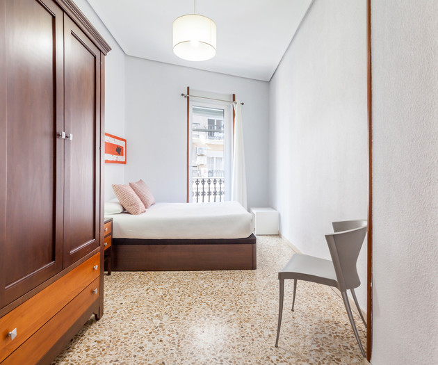 COZY APARTMENT IN RUZAFA WITH TERRACE