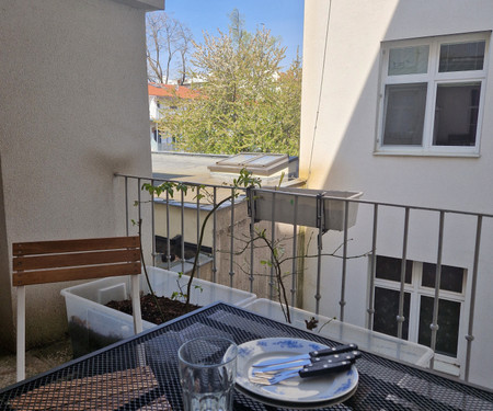 Tiny Double bedroom in central Brno (FLATSHARE)