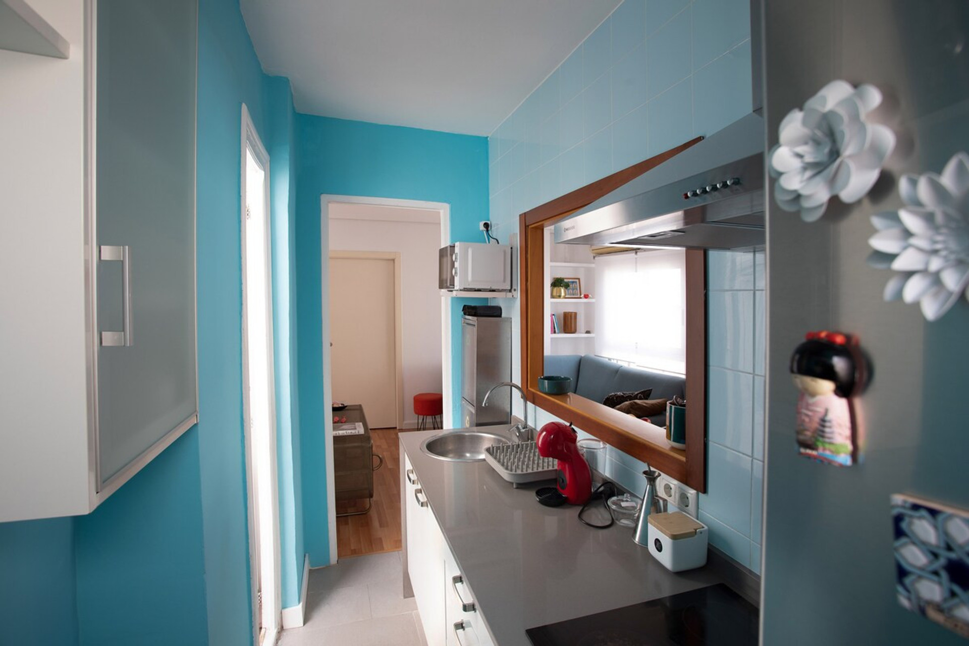 Full kitchen