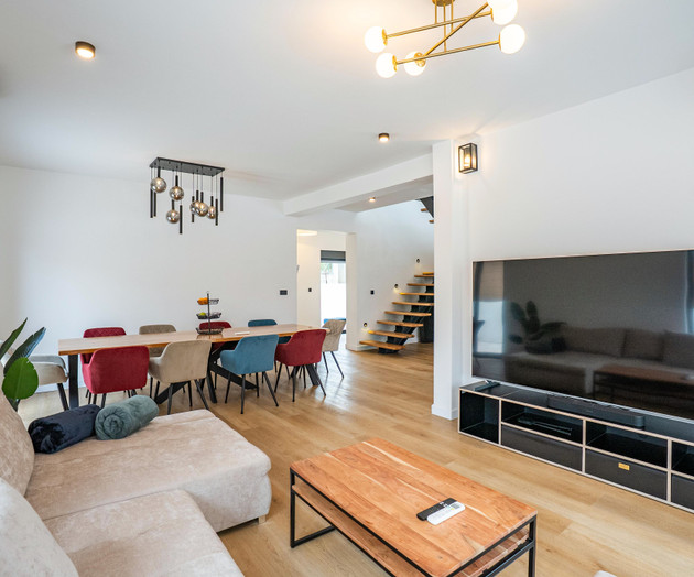 Villa Just be Light – Workspace, 5 En-suites, WiFi