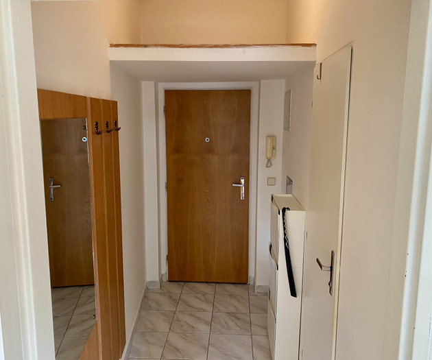 TOP location/ metro/ nature/ suitable for students