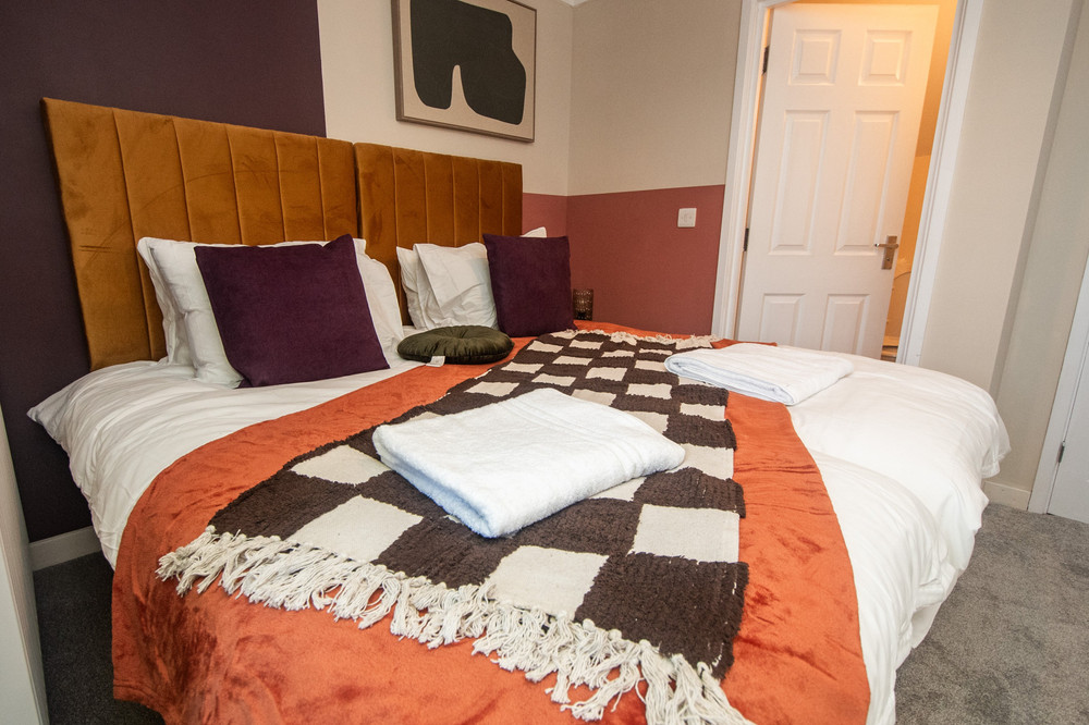 Harland Haven: Spacious 4BR House in Ipswich preview