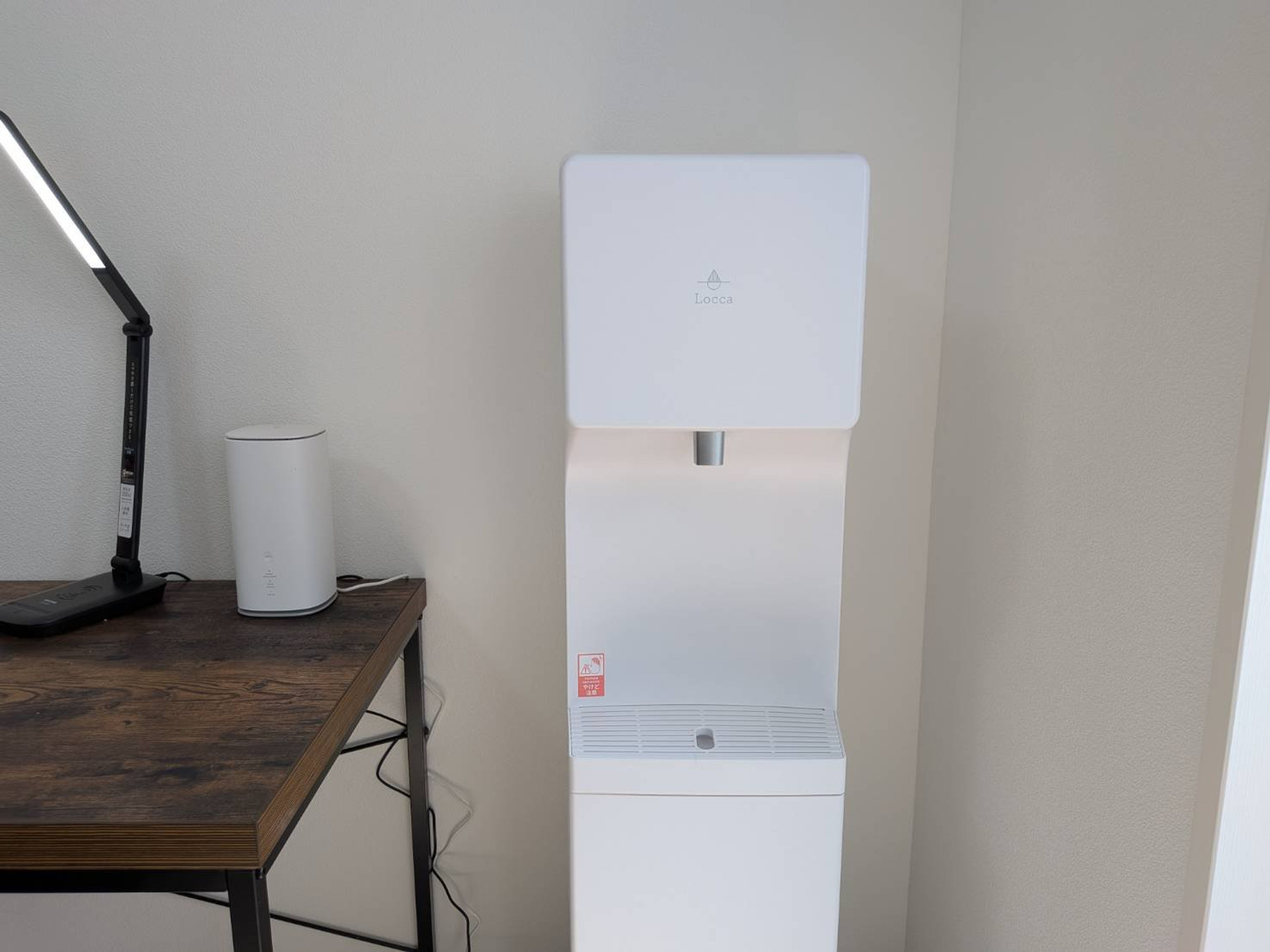 取り換え不要のウォーターサーバー付きのお部屋です。
