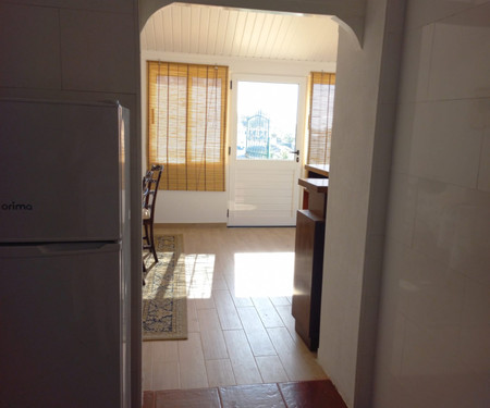 Recently renovated apartment 1km from the center