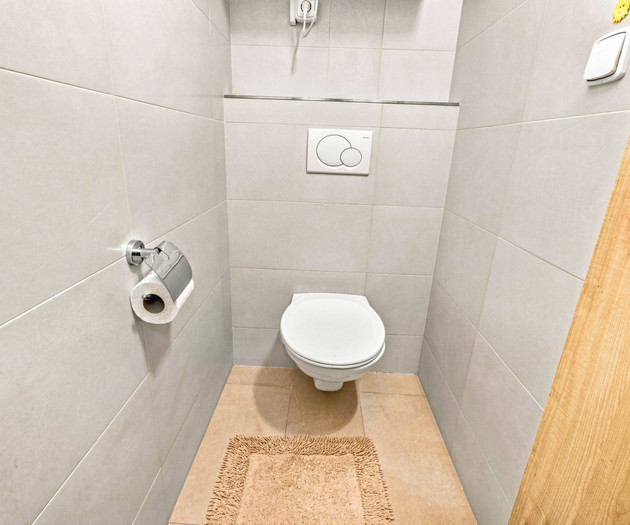 Compact toilet room