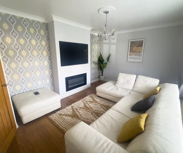 Cozy 4 Bedroom Home | Pet Friendly | Free Parking