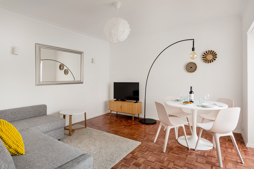Estoril Beach | Your Family Escape preview