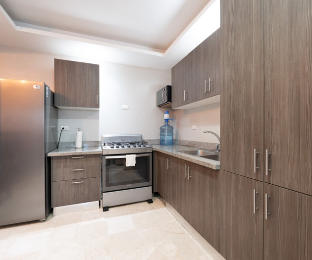City Vibes 2BR | Long Stays, Fast WiFi
