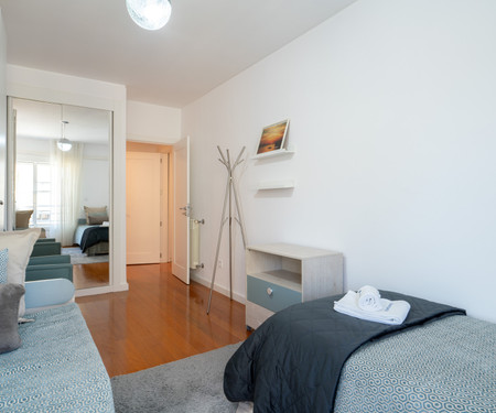 Stunning Trendy Flat w/ Balcony @ Matosinhos