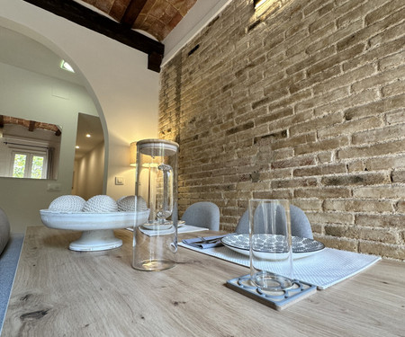 Charming Flat Near Sagrada Familia