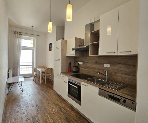 1kk 52m2 u metra Anděl Praha 5