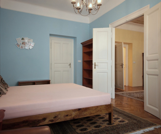 3-bedroom (3+1) - Apartment in Prague 2 district