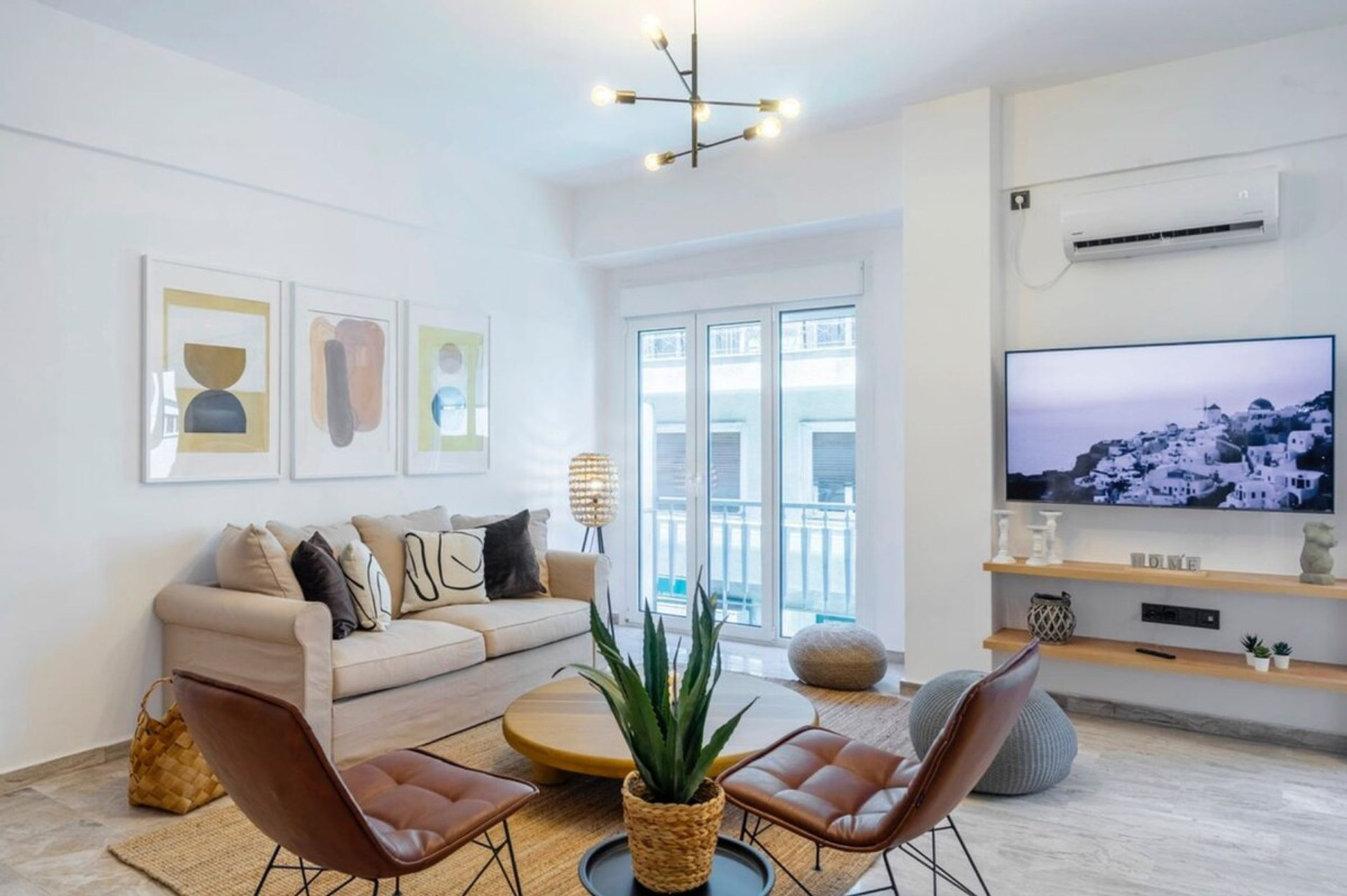 Make yourself comfortable in this spacious living room